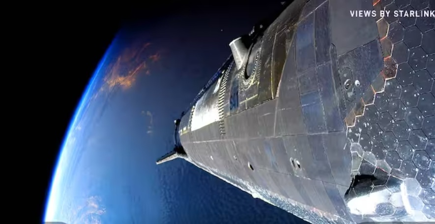 SpaceX Starship Reaches Orbit & Splashes Down in Test Flight