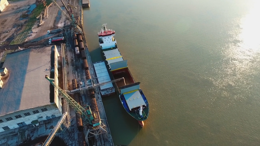 The US and China announce reciprocal tariff cuts covering $30 billion in goods from each country, targeting non-sensitive products and expanding trade cooperation.