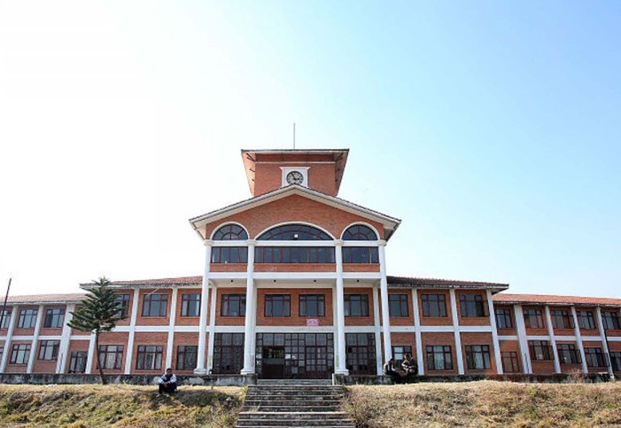 Study Leave Misuse at TU: 450 Professors and Employees Under Scrutiny